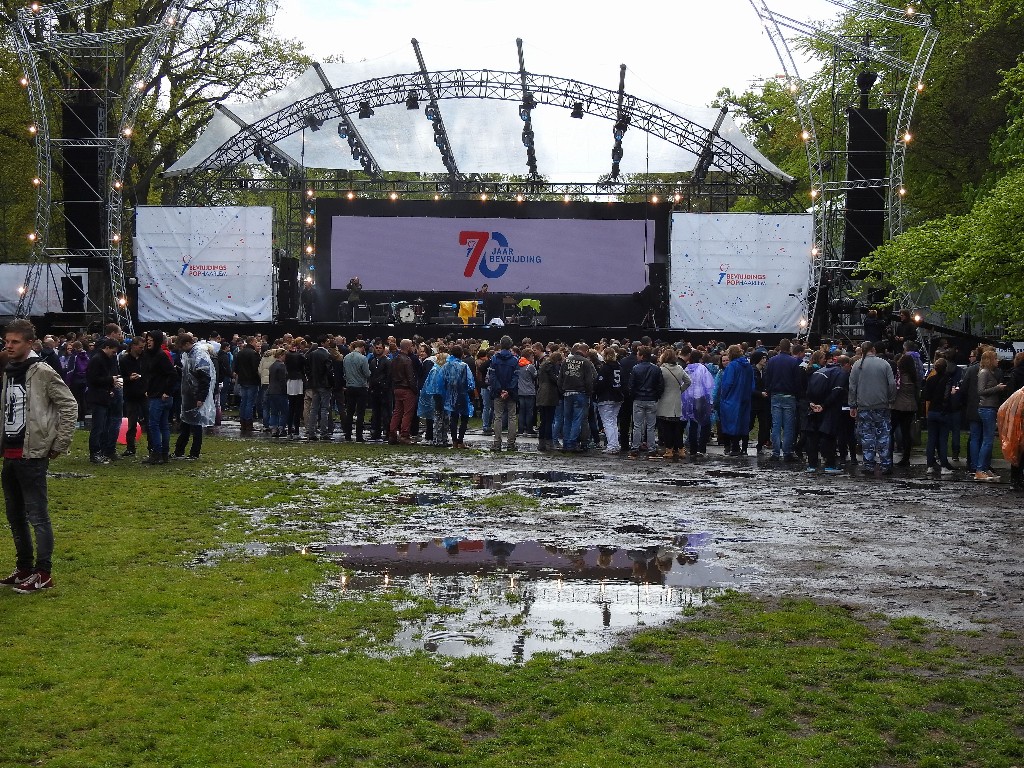 ../Images/Bevrijdingspop Haarlem 011.jpg